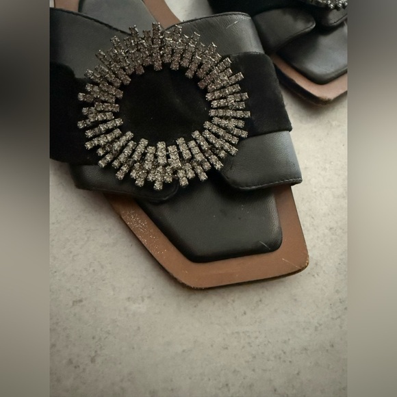 ALEXANDRE BIRMAN
Embellished Flat Sandals SIZE 41 - Picture 8 of 9